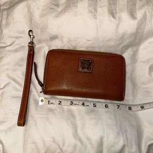 Dooney & Bourke wallet